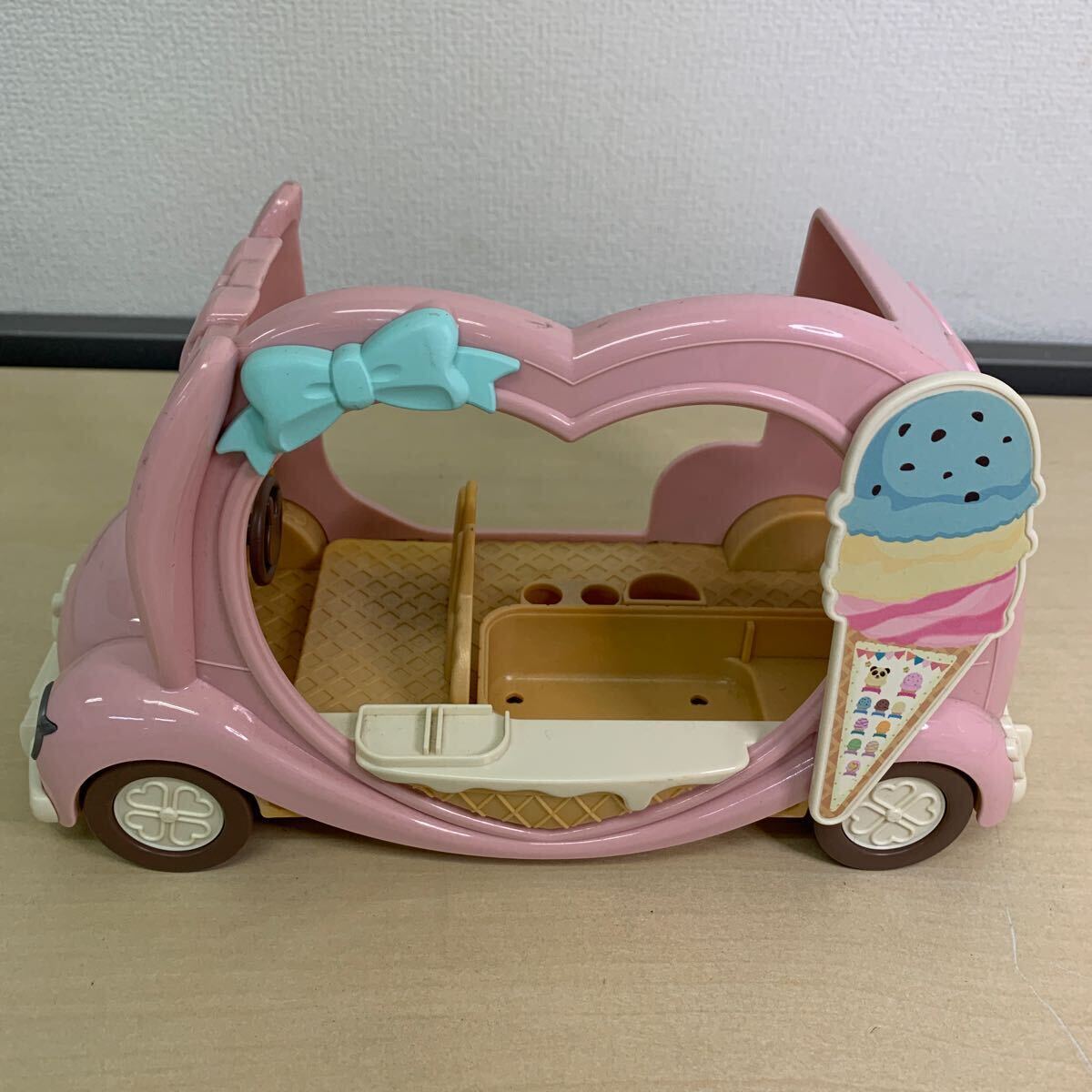 【1円スタート】ジャンク品 シルバニアファミリー ハッピーアイスクリームワゴン車 HAPPY ICE おもちゃ 人形 うさぎの画像2