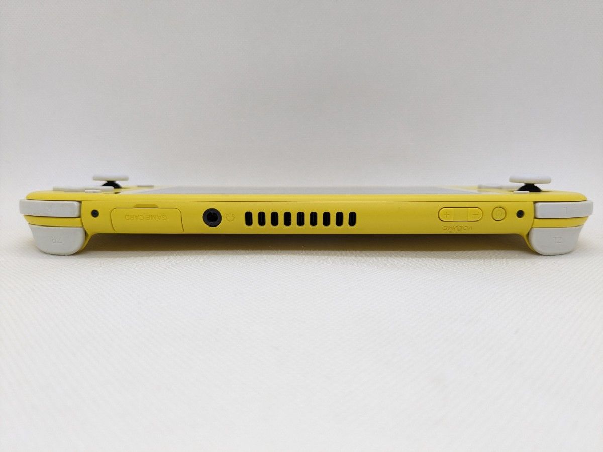 Nintendo Switch Lite イエロー 2019年製 本体のみ スイッチ Nintendo Switch Lite イエロー 2019年製 本体のみ スイッチ