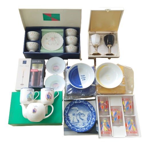 【洋食器 おまとめ】Valentino Garavani ヴァレンティノ ヴァレンチノ バレンチノ yamazaki 山崎 イヤープレート ティーセットetc...★の画像1