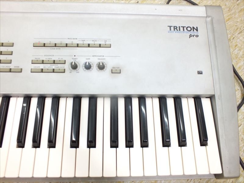 ! KORG Korg TRITON Pro synthesizer sound out verification settled used present condition goods 240311A1036