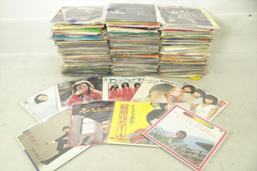 ▼ EP盤 約300枚 レコード 中古 現状品 240405R9120の画像1