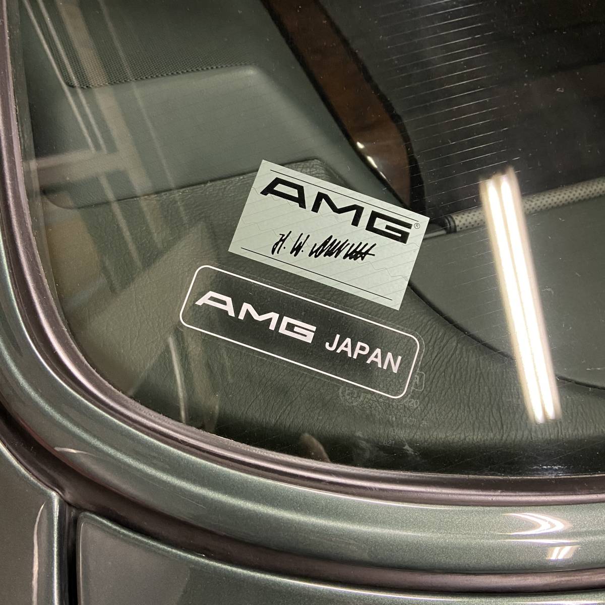 【AMG JAPAN】ロゴ AMG コンプリート ディーラー車 タイプ 表貼り ステッカー デカール ※白文字　W124 W126 W201 R129 W140_画像5