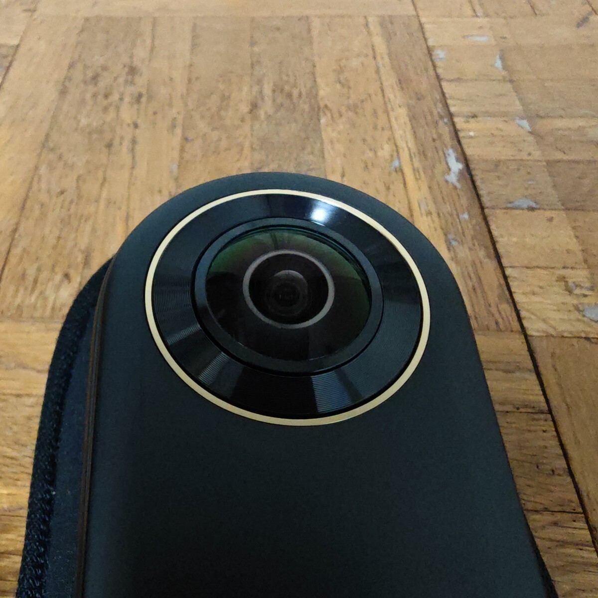 QooCam8K　中古