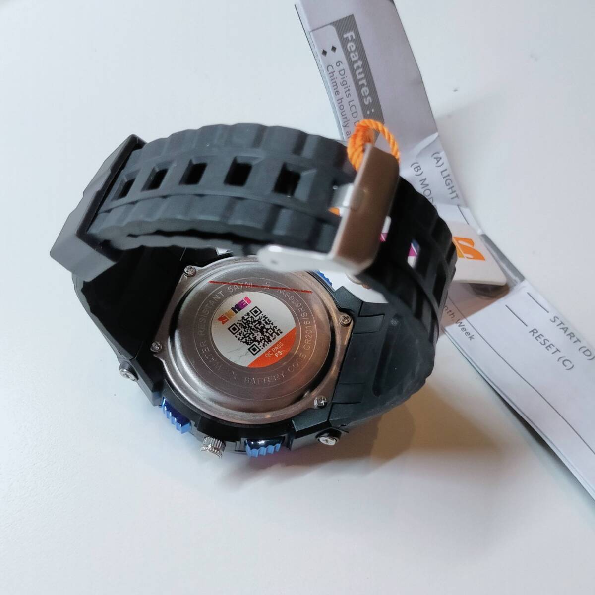 50m防水ソーラーパネル登山ダイバーズ デジタル腕時計デジアナ スポーツストップウォッチ ブルー青 日本製ムーブメントの画像3