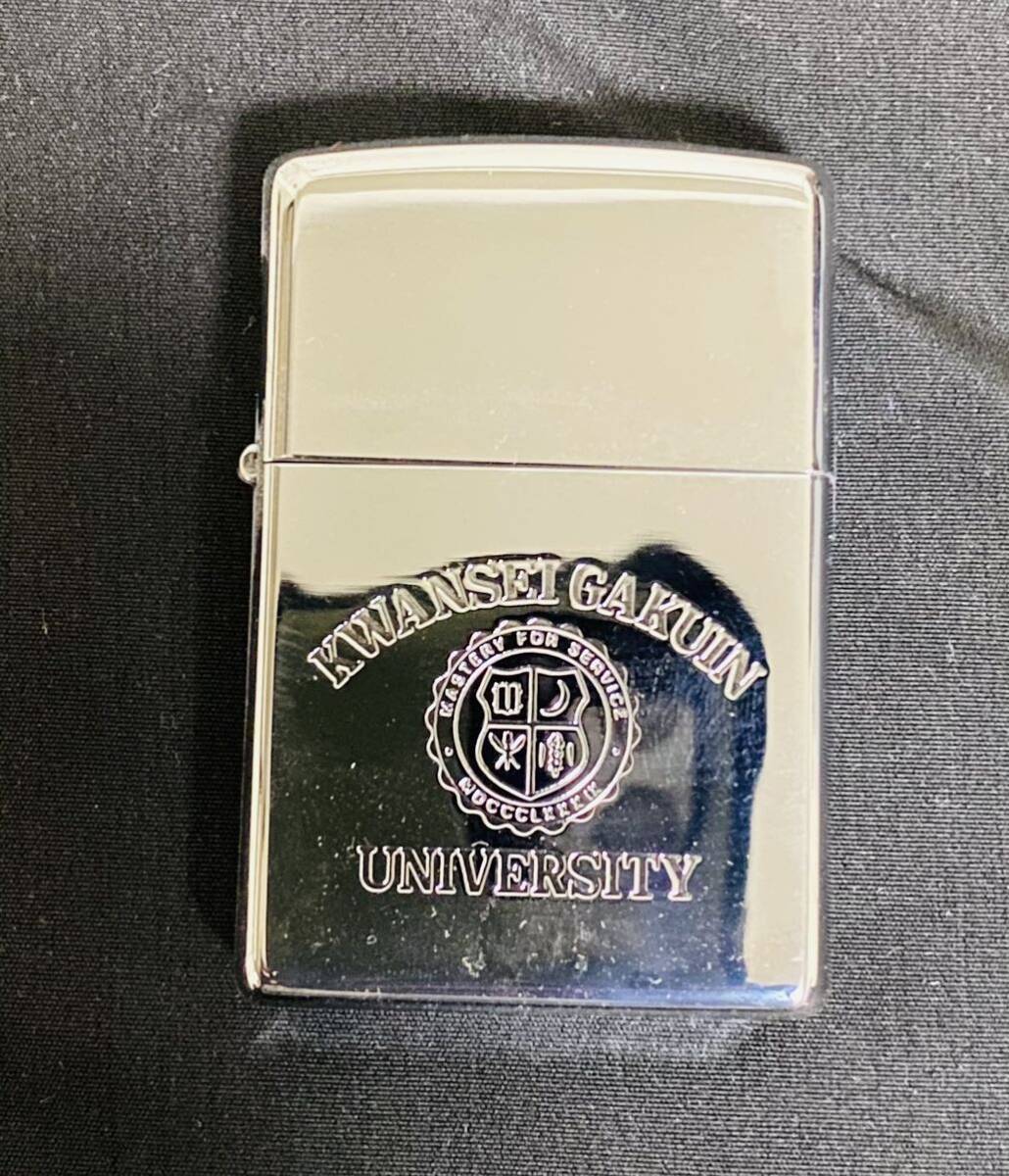 Zippo ジッポー オイルライター カレッジシリーズ　　関西学院大学 KWANSEI GAKUIN UNIVERSITY シルバーカラー 喫煙具 ジャンク扱い_画像2