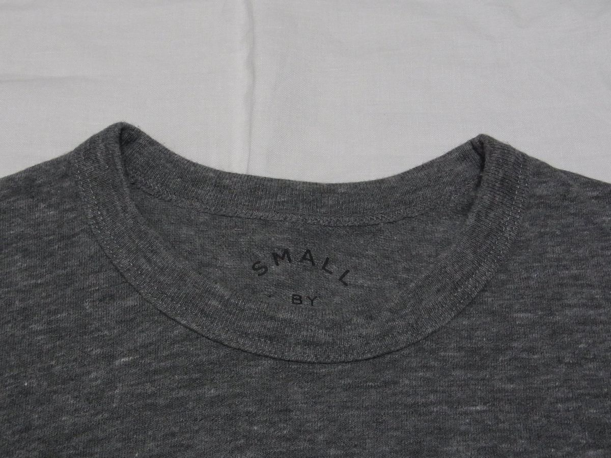 ☆美品・未着用☆ MARC BY MARC JACOBS マーク バイ マーク ジェイコブス LONDON ENGLAND Tシャツ sizeS グレー ☆古着 ユニセックス_画像3