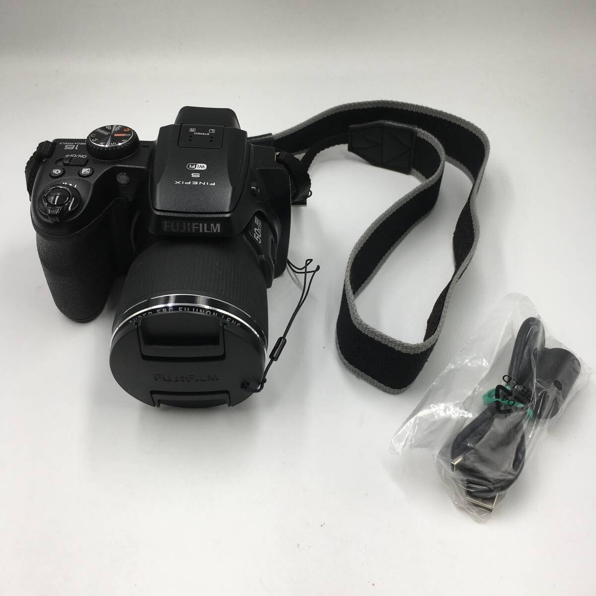 : 中古 富士フィルム FINEPIX S9900W wifi連動、乾電池駆動 動作確認済 デジカメ_画像3