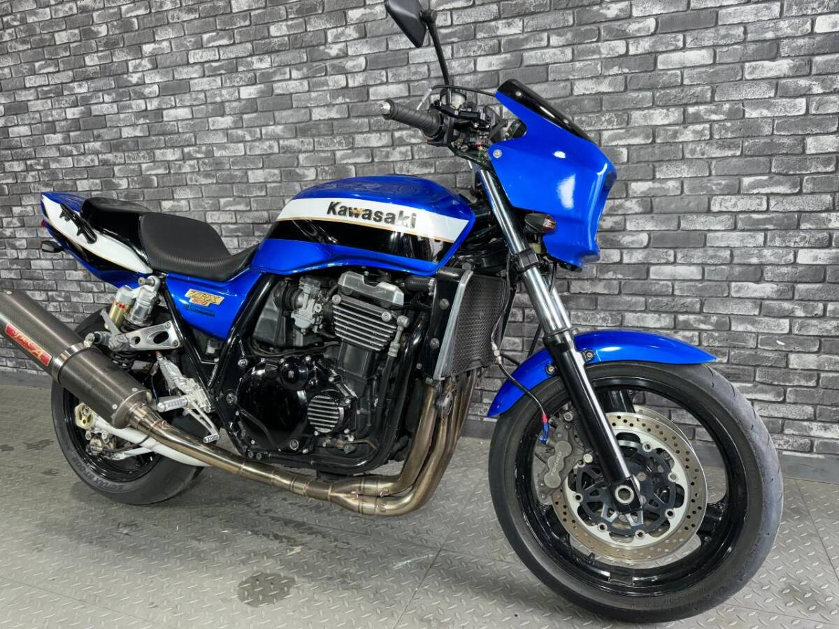 ☆カワサキ　ＺＲＸ１１００　ヤマモトレーシングＳＰＥＣ－Ａマフラー　社外バックステップ　ＫＹＢサスペンション　大阪から　大西商会_画像1