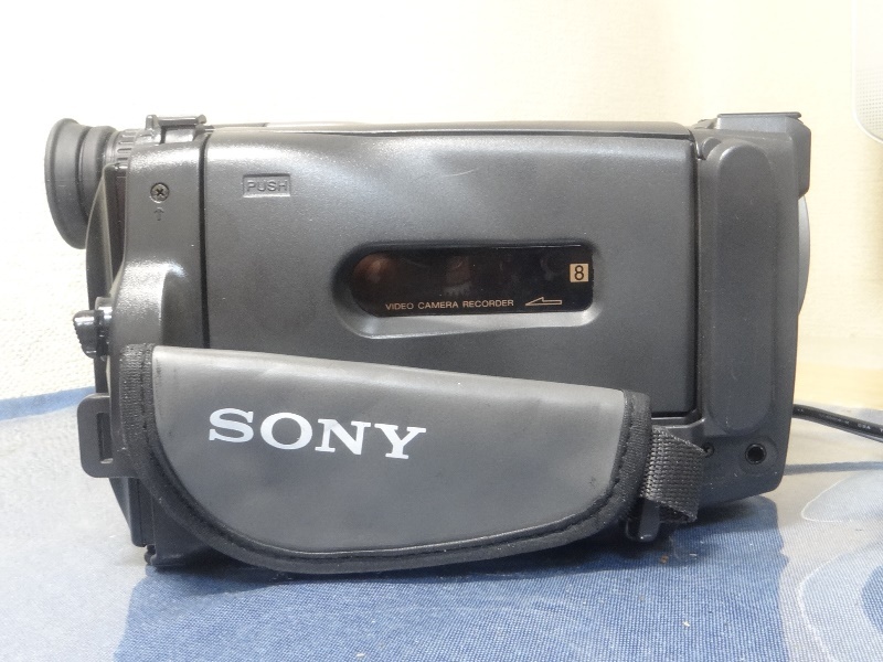 SONY 8ミリビデオカメラCCD-TRV513送料無料33