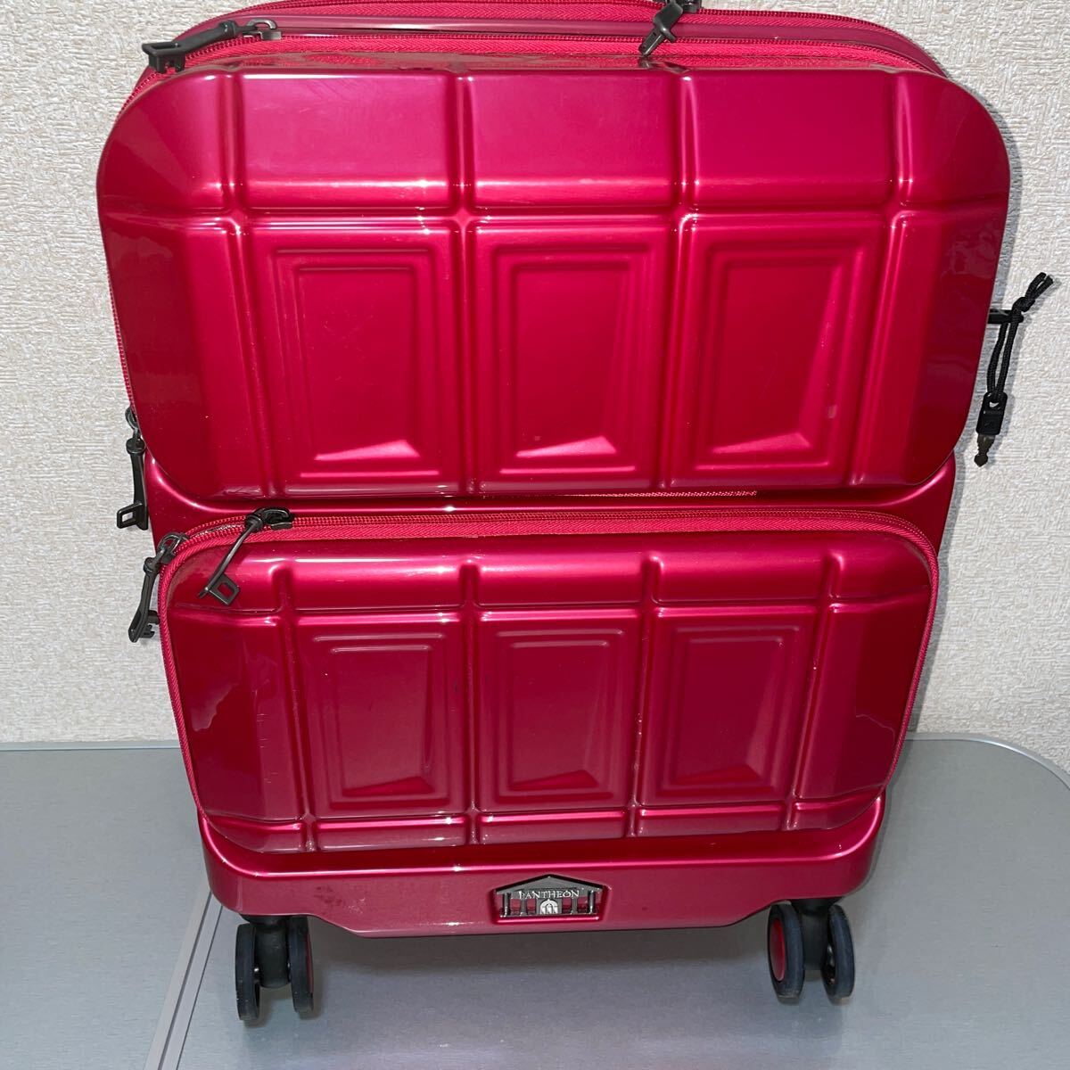 RE406d used PANTHEON bread te on carry bag suitcase red light weight poly- car bone-to key attaching carry bag red TSA-007