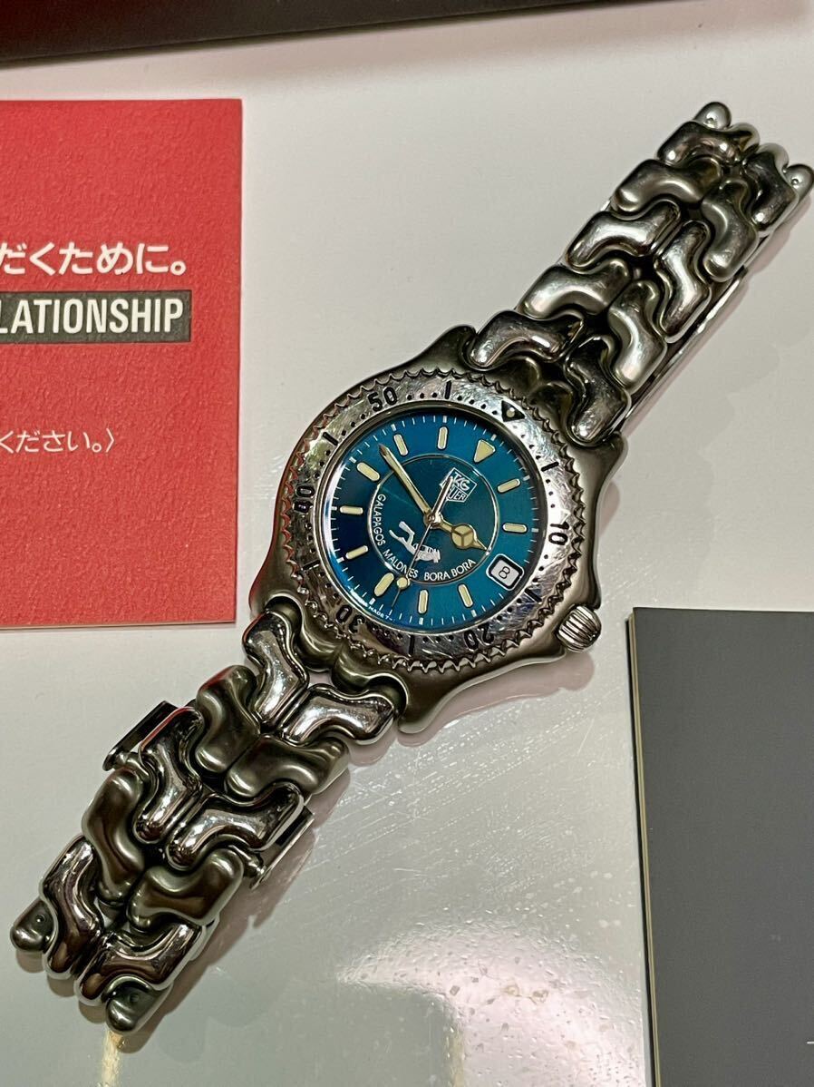 LN409b 希少2000本限定！ タグホイヤー TAG HEUER WG111K ガラパゴス モルディブ ボラボラ エメラルドグリーン メンズ腕時計 電池交換済の画像5