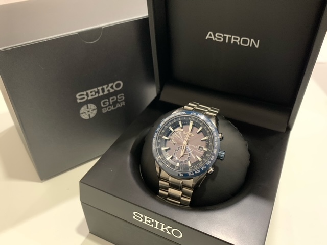 (日)SEIKO セイコー ASTRON アストロン SBXA019 7X52-0AF0 電波ソーラー GPS 文字盤ブラック チタン メンズ 腕時計 稼働品 箱付き 中古品_画像2