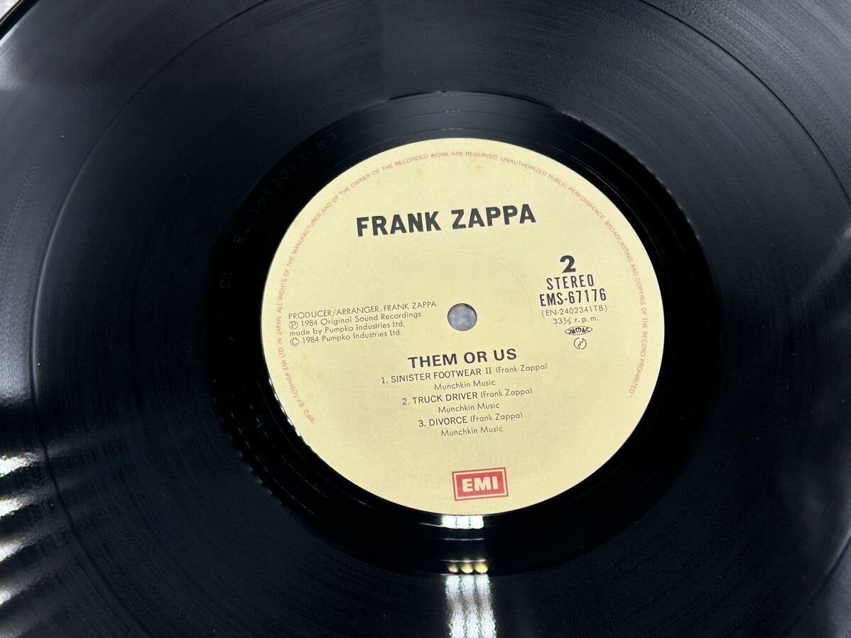 ２２７６ レコード ＬＰ FRANK ZAPPA フランク・ザッパ / THEM OR US 奴らか？俺たちか？EMS-67176・77の画像5