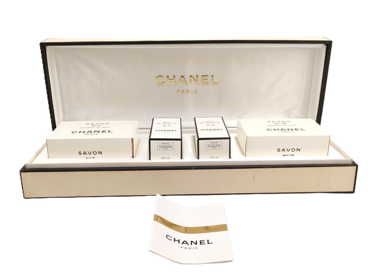 8 未使用品 シャネル 石鹸 香水 セット No5 No19 サヴォン バス用 150g オードゥ トワレット 19ml CHANEL◆ブランド ミニ ボトル トワレの画像1