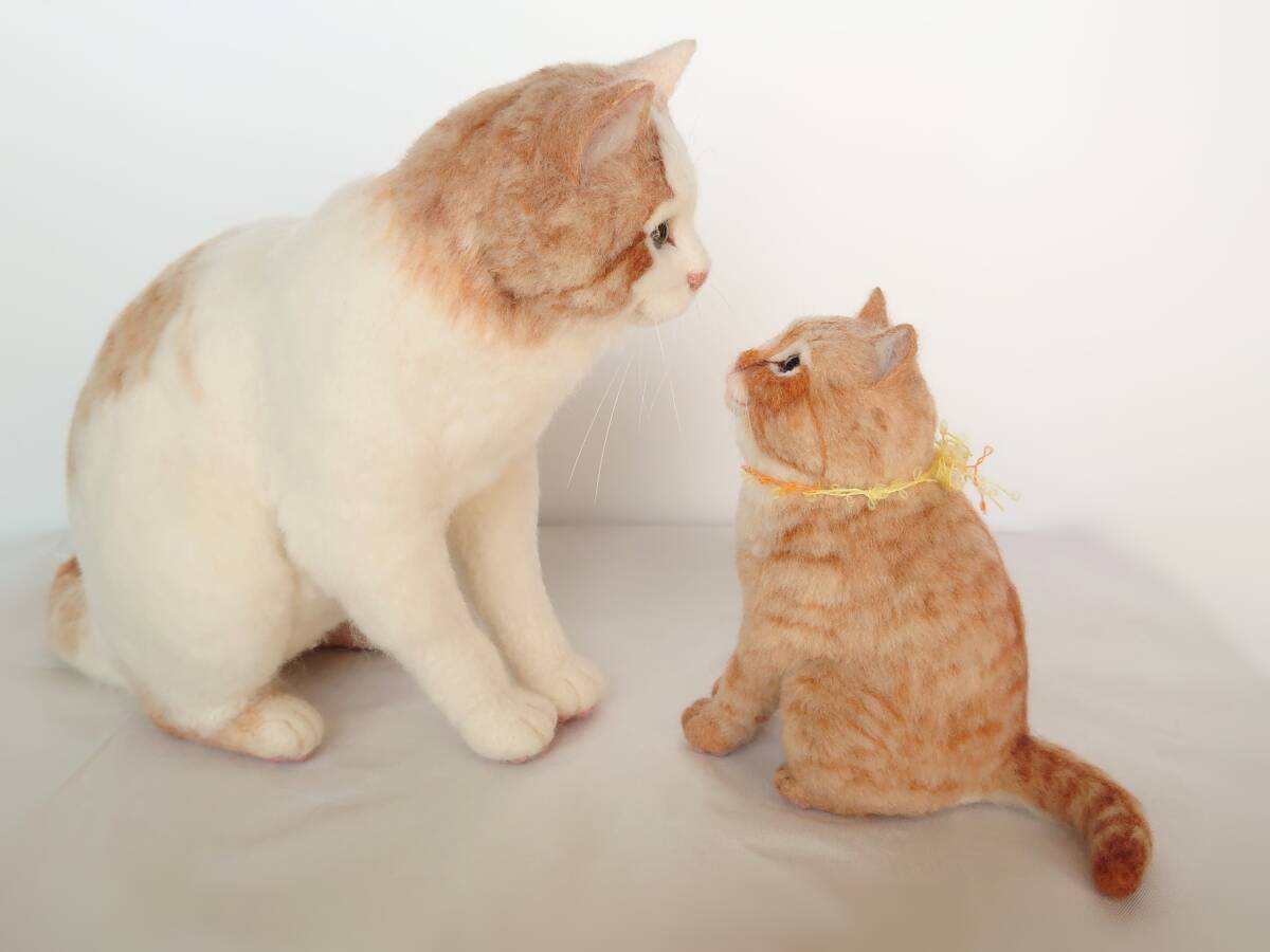 羊毛フェルト ハンドメイド 茶トラ 子猫 白茶トラ 成猫 親子 兄弟 仲良し お座りの画像3