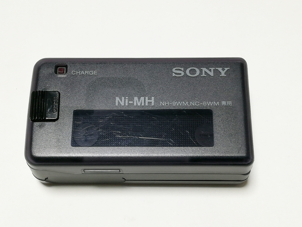 SONY Sony Ni-MH/Ni-Cd battery charger chewing gum type battery charger [BC-9HJ]