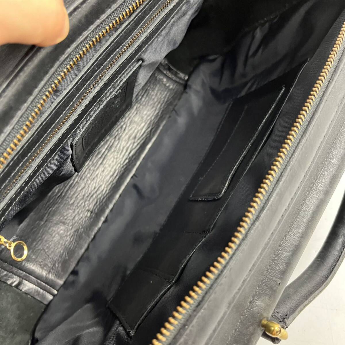 1円〜【入手困難品】 OLD COACH オールドコーチ ビジネスバッグ 2way 斜め掛け ブラック 黒 レザー ブリーフケース A4収納 ショルダー 鞄の画像9