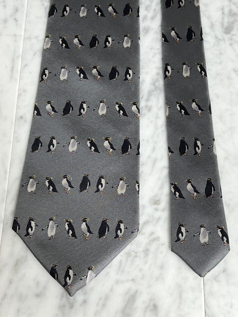 699 иен ~ Junko Shimada галстук серый пингвин рисунок 