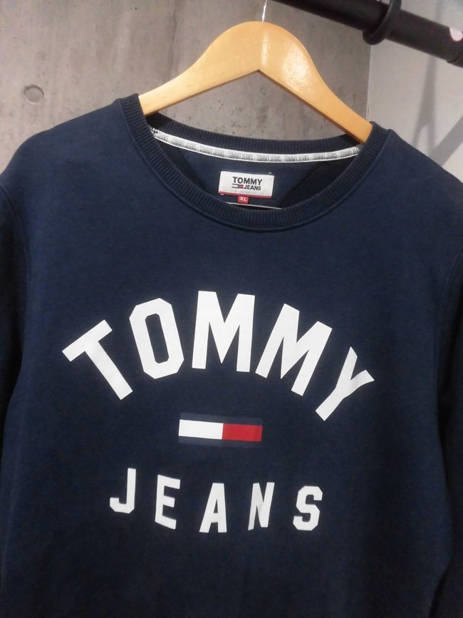 TOMMY JEANS トミージーンズ アーチロゴプリント スウェット トレーナー XL/クルーネック スウェットシャツ/紺/メンズ/トミーヒルフィガーの画像3