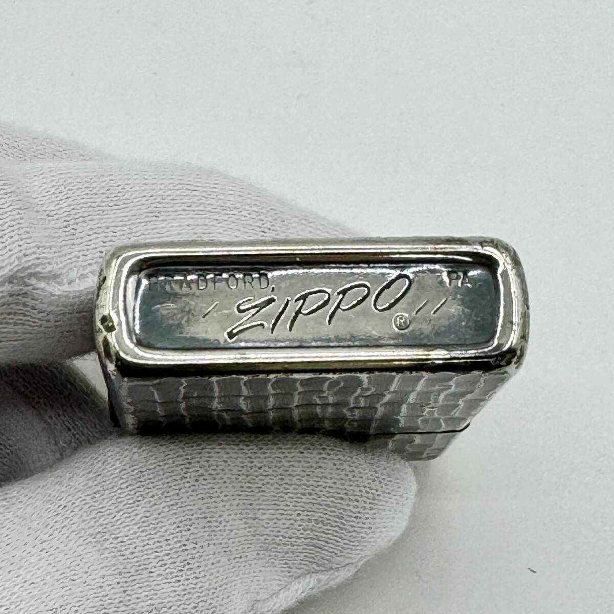 火花OK☆ Zippo ジッポー オイルライター ハンマートーン タタキ 両面 BRADFORD 1979年製 【4349】の画像7