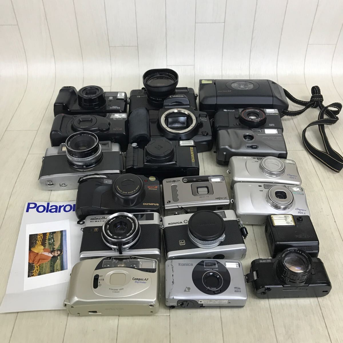 B1957 レトロ カメラ 18点 色々 OLYMPUS PENTAX Konica Canon 他 まとめ 大量 セット 当時物 動作未確認 ジャンクの画像1