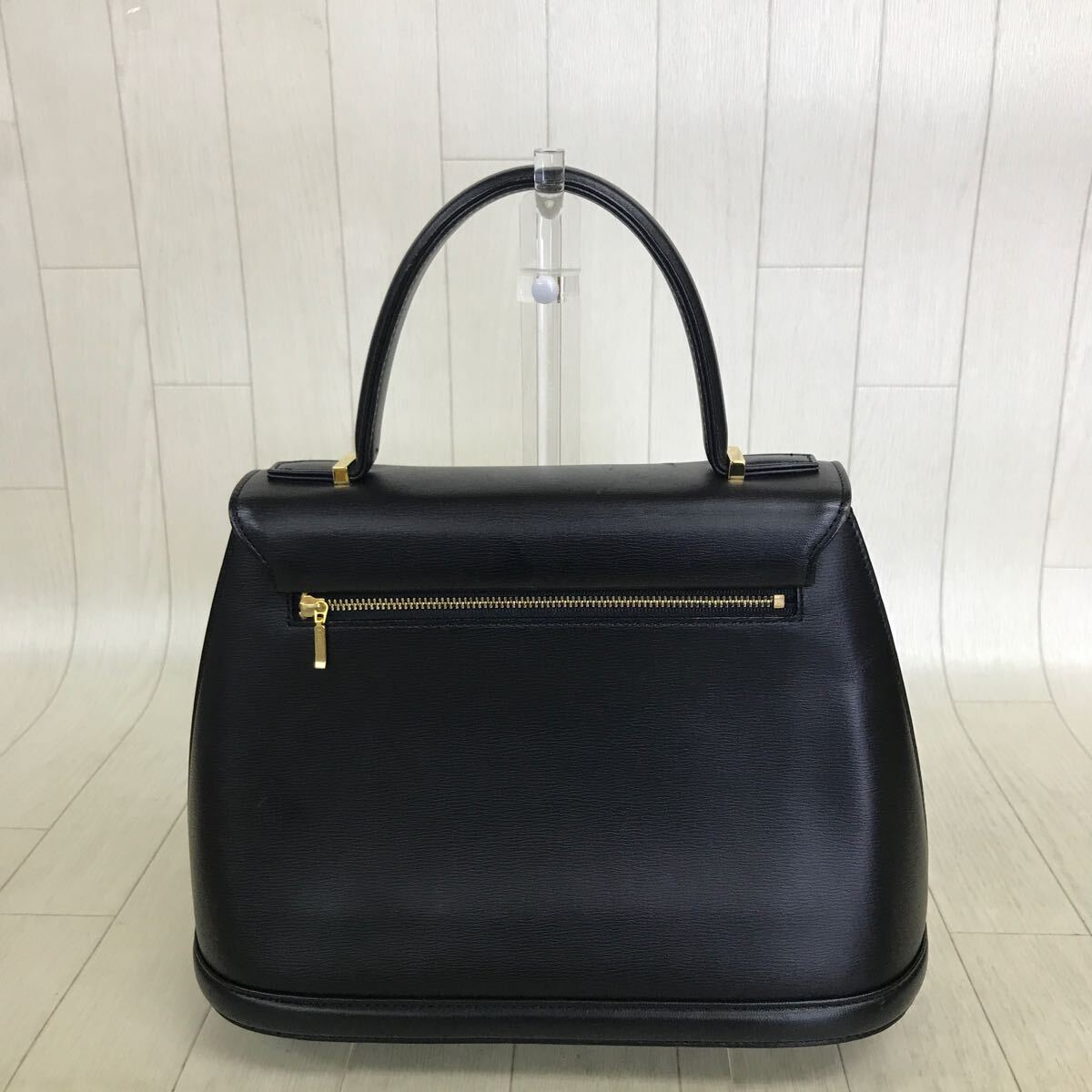 13510 VALENTINO GARAVANI ヴァレンティノ ガラヴァーニ 2way レザー ハンドバッグ ショルダーバッグ 黒 ゴールド金具_画像4