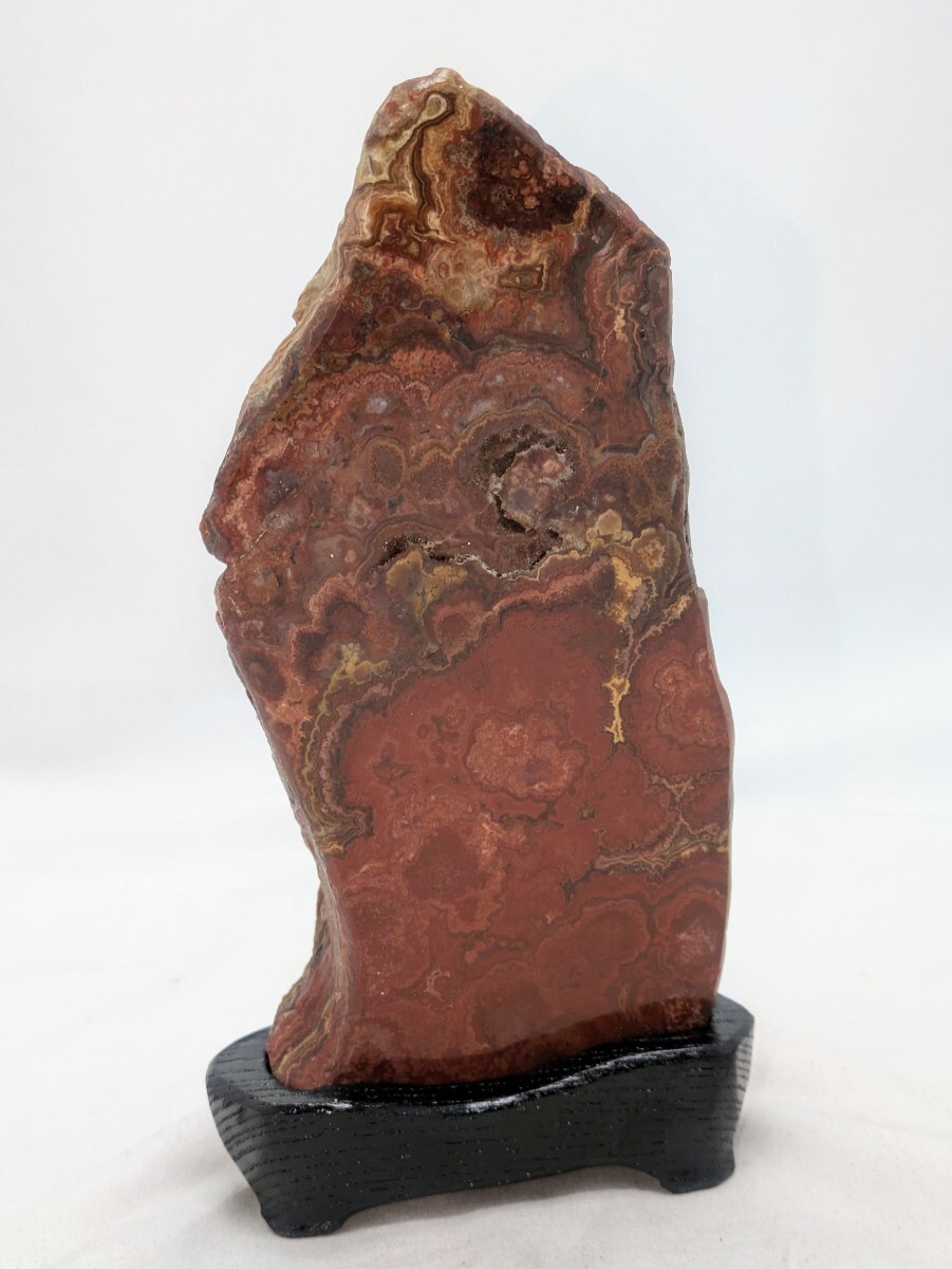 ジャスパー 孔雀石 インカローズ風の紋様 縞メノウ パワーストーン 鑑賞石 水石 自然石 木製台座付き の画像6