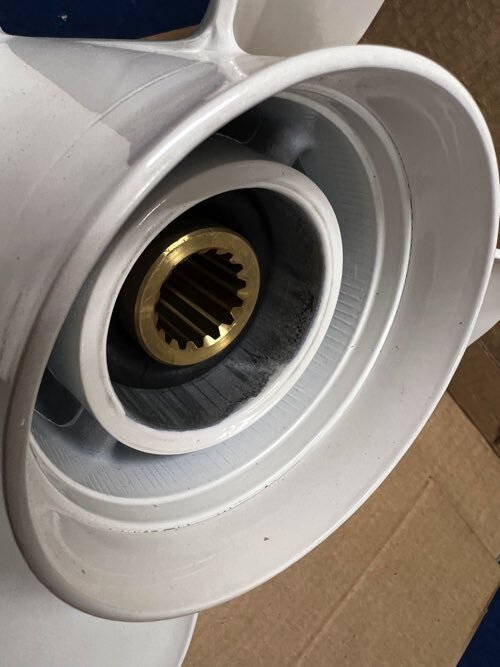 6965円 4枚プロペラ!YAMAHA60~130hp用 <13.8x13>4枚アルミ 6965円 4枚プロペラ!YAMAHA60~130hp用 <13.8x13>4枚アルミ