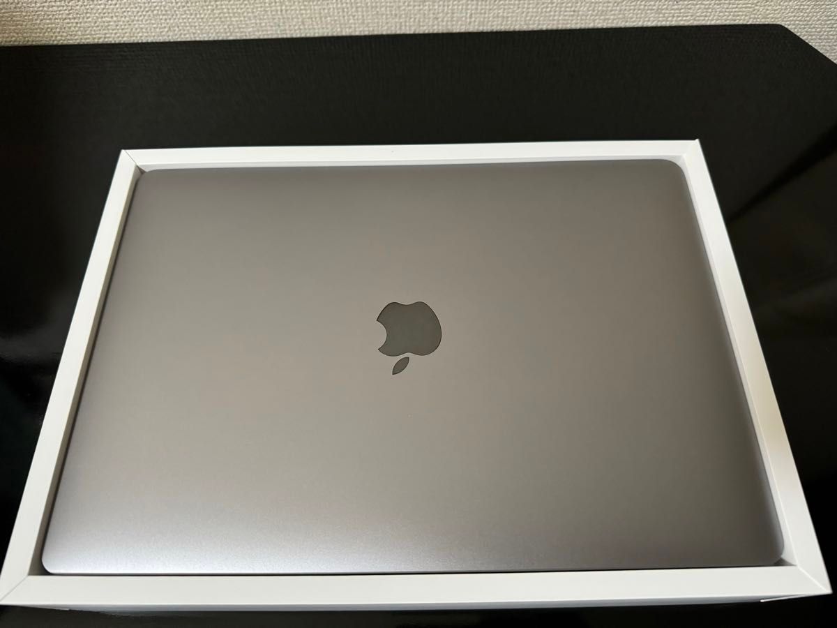 【超美品】MacBook Pro M2　メモリ16GB/SSD512GB 13インチ Keyboard-英語（US)