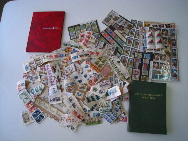 収集家の出品　海外切手／日本切手　中国の切手　大量　未済混合_画像1