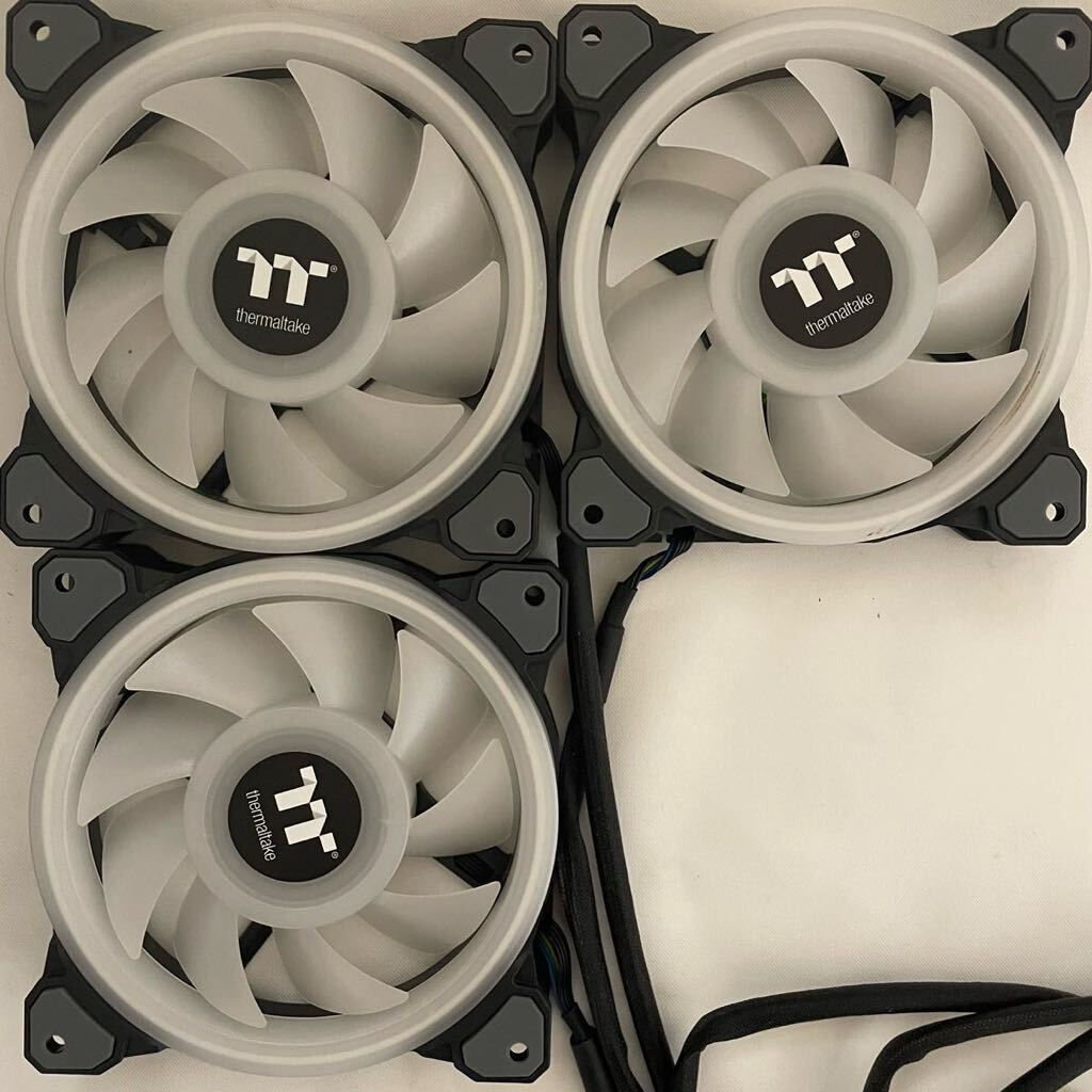 Thermaltake Riing Plus 12 RGB Radiator Fan TT Premium Edition 3Pack TT-1225 вентилятор 3 шт. комплект ge-mingPC