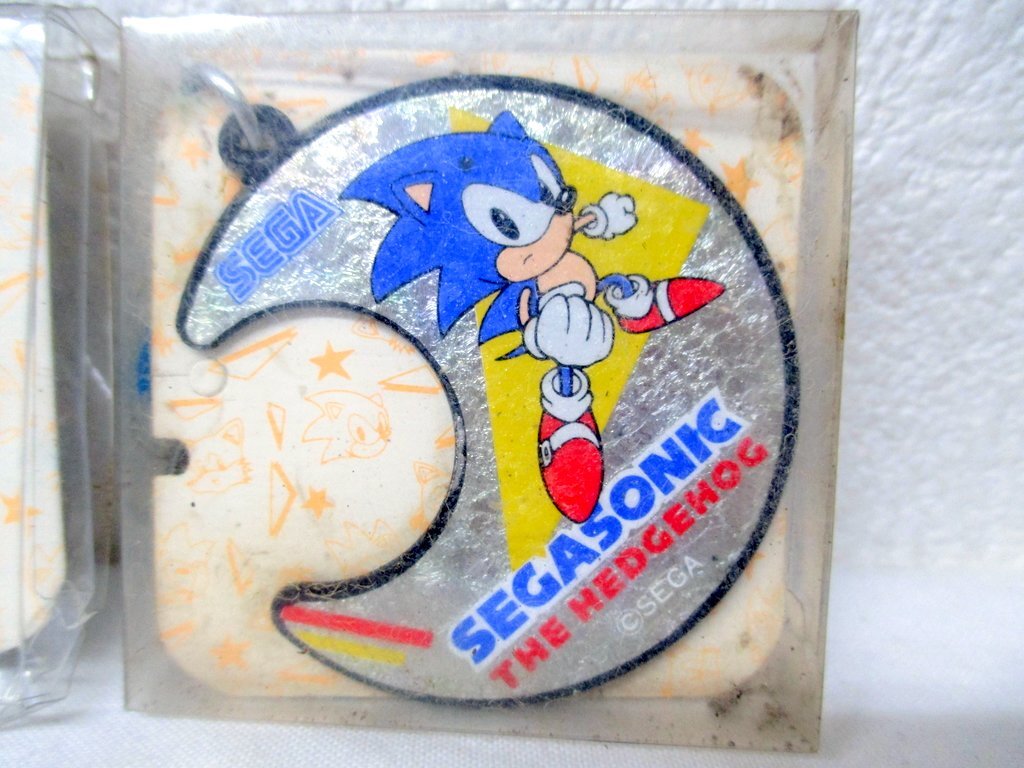 デッドストック 当時物 非売品 SEGA セガ ソニック・ザ・ヘッジホッグ キーホルダー2個セット Sonic the Hedgehog key holder NOT FOR SALEの画像3