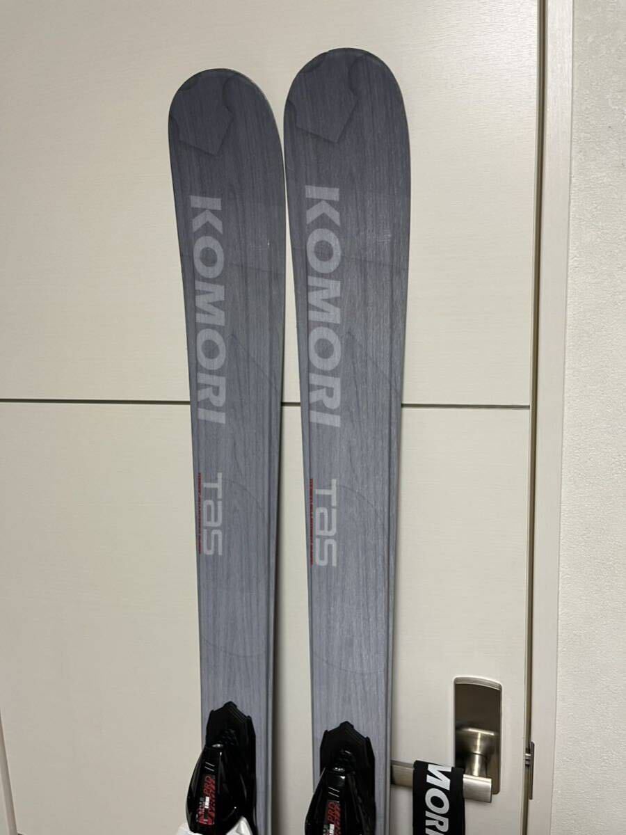 Yahoo!オークション - 【超希少】2023〜24モデルKOMORIスキー Yahoo!オークション - 【超希少】2023〜24モデルKOMORIスキー
