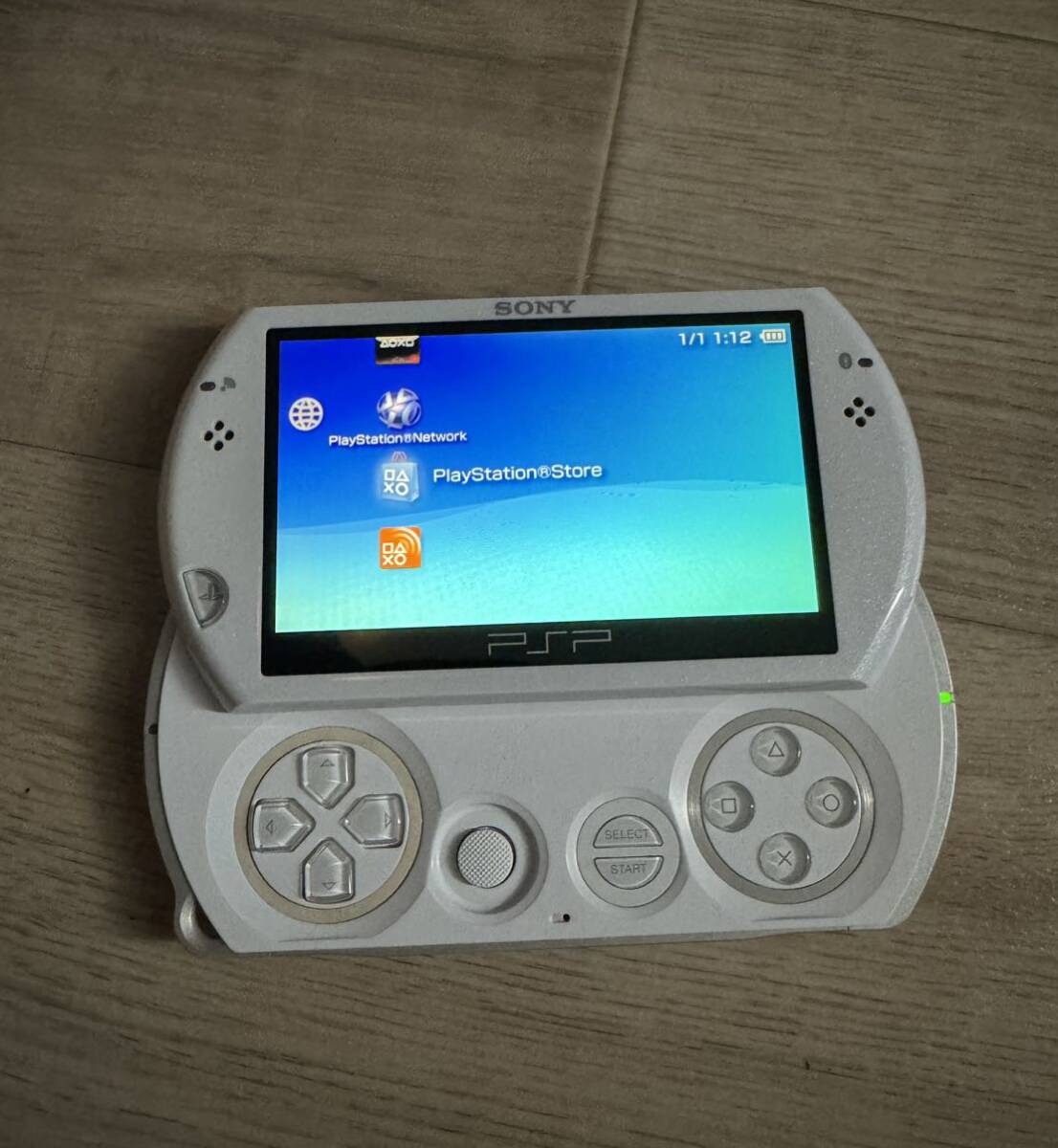 SONY PSP Go プレイステーションポータブル プレステ PlayStation Portable go ホワイト 送料無料の画像2