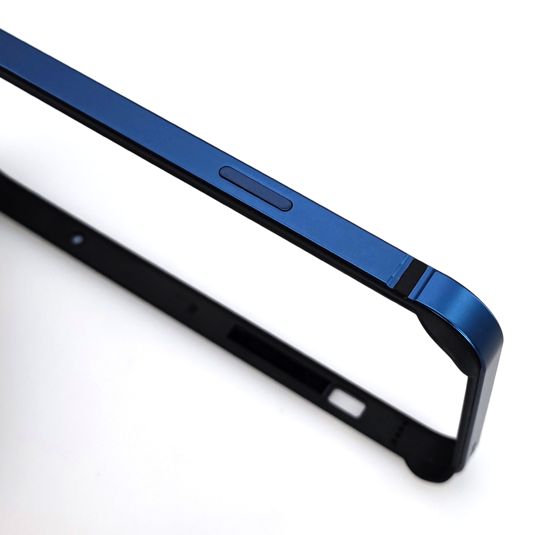 iPhone 13ProMax アルミバンパーケース ブルー (1)