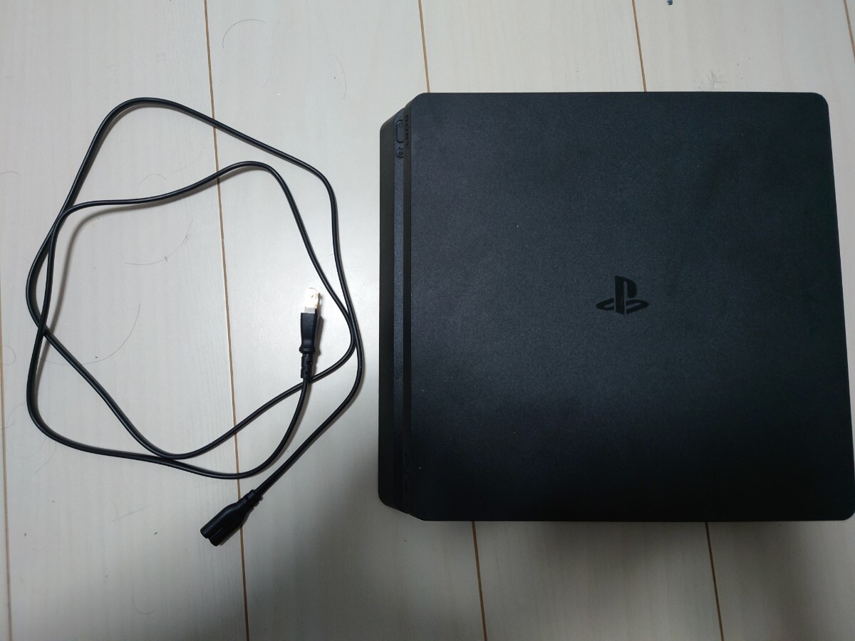 【中古品】SONY PS4 プレイステーション4本体 CUH-2100A 本体・電源ケーブルのみ　_画像2