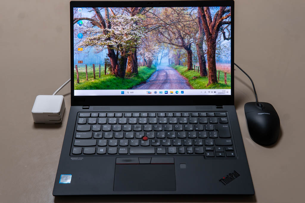 ThinkPad X1 Carbon Gen7 2019 i7-8665U 16GB, 超高速 256GB SSD, 4K UHD IPS Dolby Vision , Sim Free LTE IR 顔 指紋 BT, Win11/10の画像2