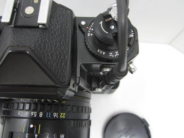 Nikon ニコン フィルムカメラ FE/MF-12/MD-11、Nikon LENS SERIES E 100mm F2.8、アングルファインダー他部品付き 現状品の画像5