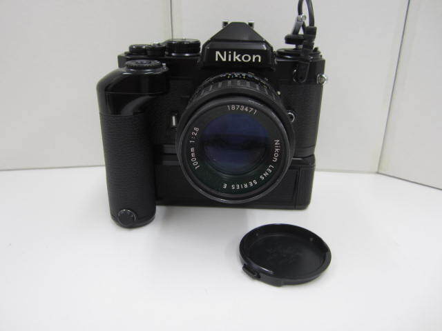 Nikon ニコン フィルムカメラ FE/MF-12/MD-11、Nikon LENS SERIES E 100mm F2.8、アングルファインダー他部品付き 現状品の画像2