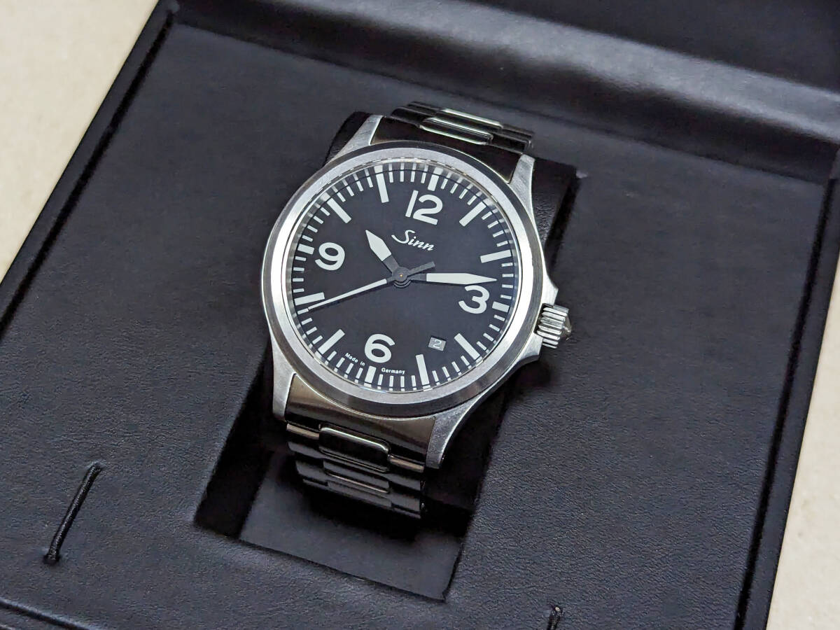 Sinn 556.A（ステンレスブレスレット）/腕時計/自動巻き/ジン_画像1