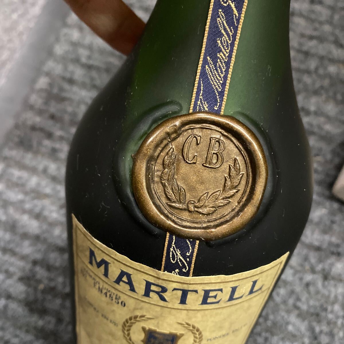 04131未開栓 古酒 MARTELL CORDON BLEU OLDボトル マーテル コルドン ブルー コニャック ブランデーの画像3