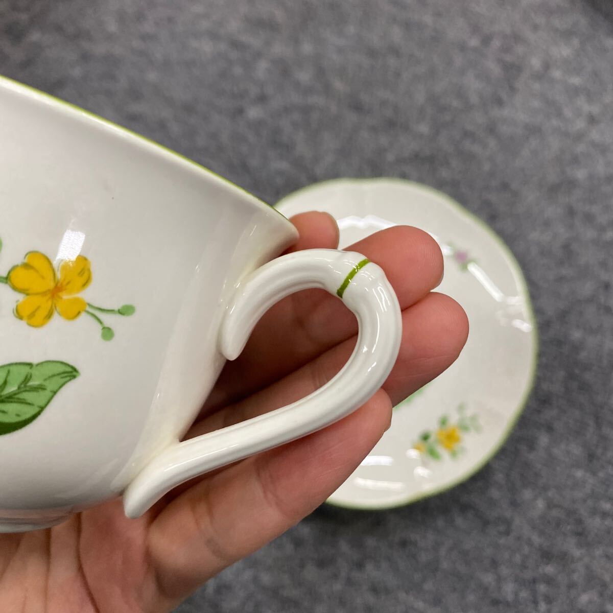 04349 Noritake CRAFTONE ノリタケ クラフトーン カップ ソーサー ティーカップ 洋食器 コーヒーカップ 花柄 2客セット食器 現状品　