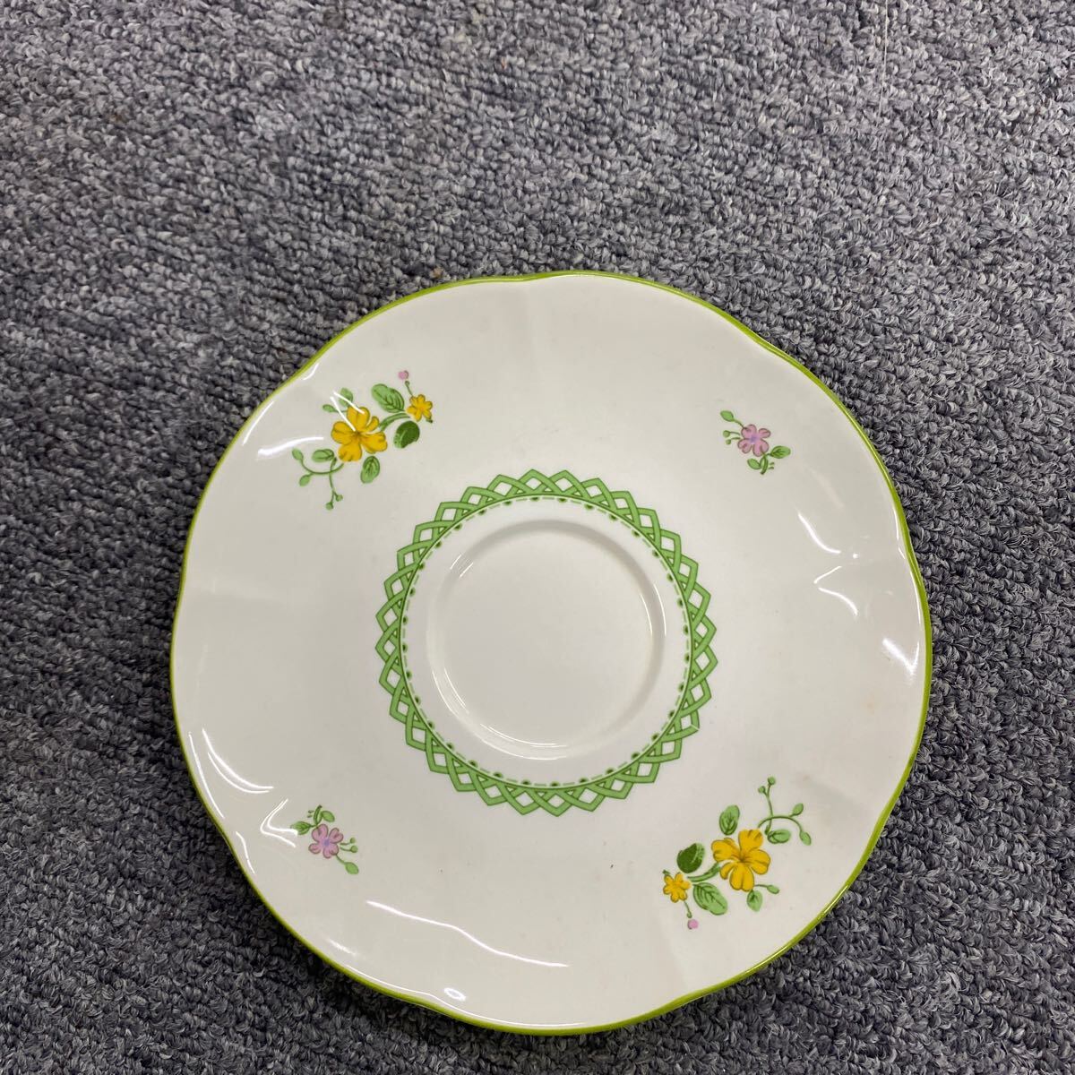 04349 Noritake CRAFTONE ノリタケ クラフトーン カップ ソーサー ティーカップ 洋食器 コーヒーカップ 花柄 2客セット食器 現状品　