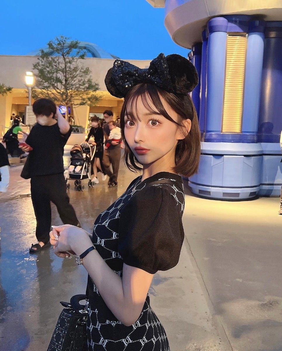 ダーリッチ DDモノグラムフレアミニワンピース ロゴ 柄 ブラック ダーリッチ DDモノグラムフレアミニワンピース ロゴ 柄 ブラック