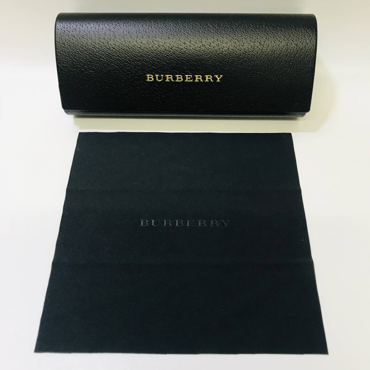 c303 未使用 保管品【バーバリー】Burberry サングラスケース 黒 アイウェア 眼鏡 メガネケース メンズ レディース_画像3