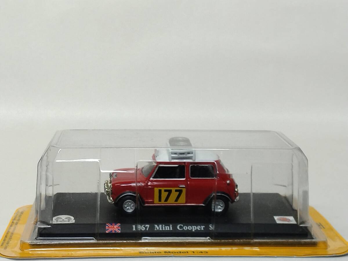 ○08 週刊デル・プラド コレクション 世界のレーシングカー No.8 ミニ クーパー S 1967 MINI COOPER S マガジン トレーディングカード付の画像4