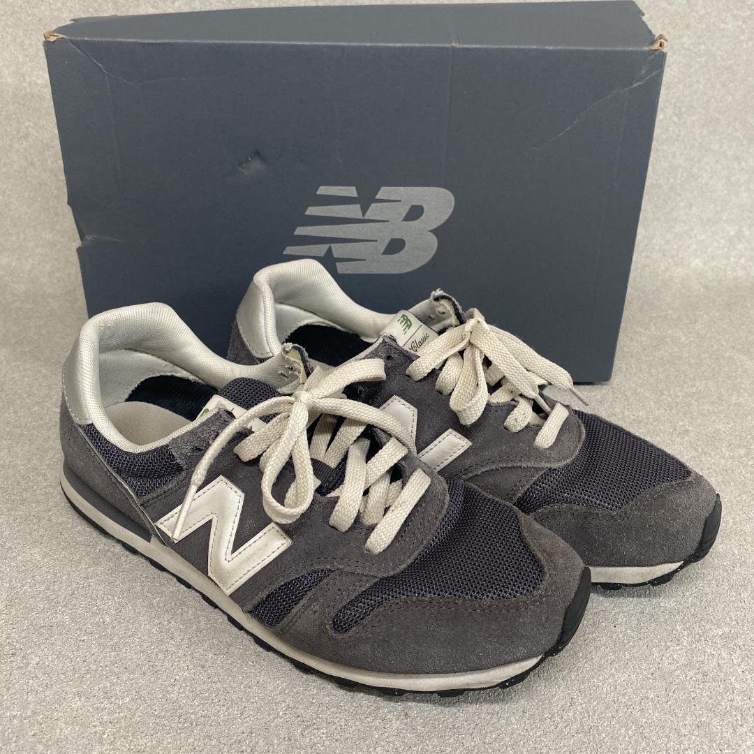 ニューバランス New Balance スニーカー 26.5㎝　グレー_画像1