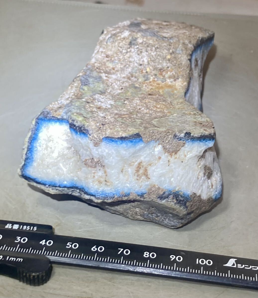 インドネシア産大きな天然ブルーアイス原石592g激レア石の画像8