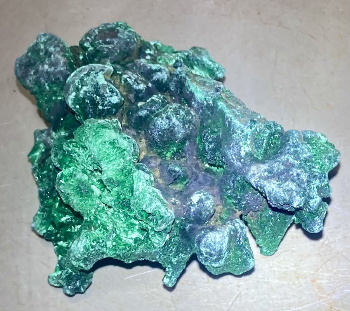 コンゴ産天然ベルベットマラカイト結晶77.88g［孔雀石］綺麗^ ^激レア石^ ^の画像6