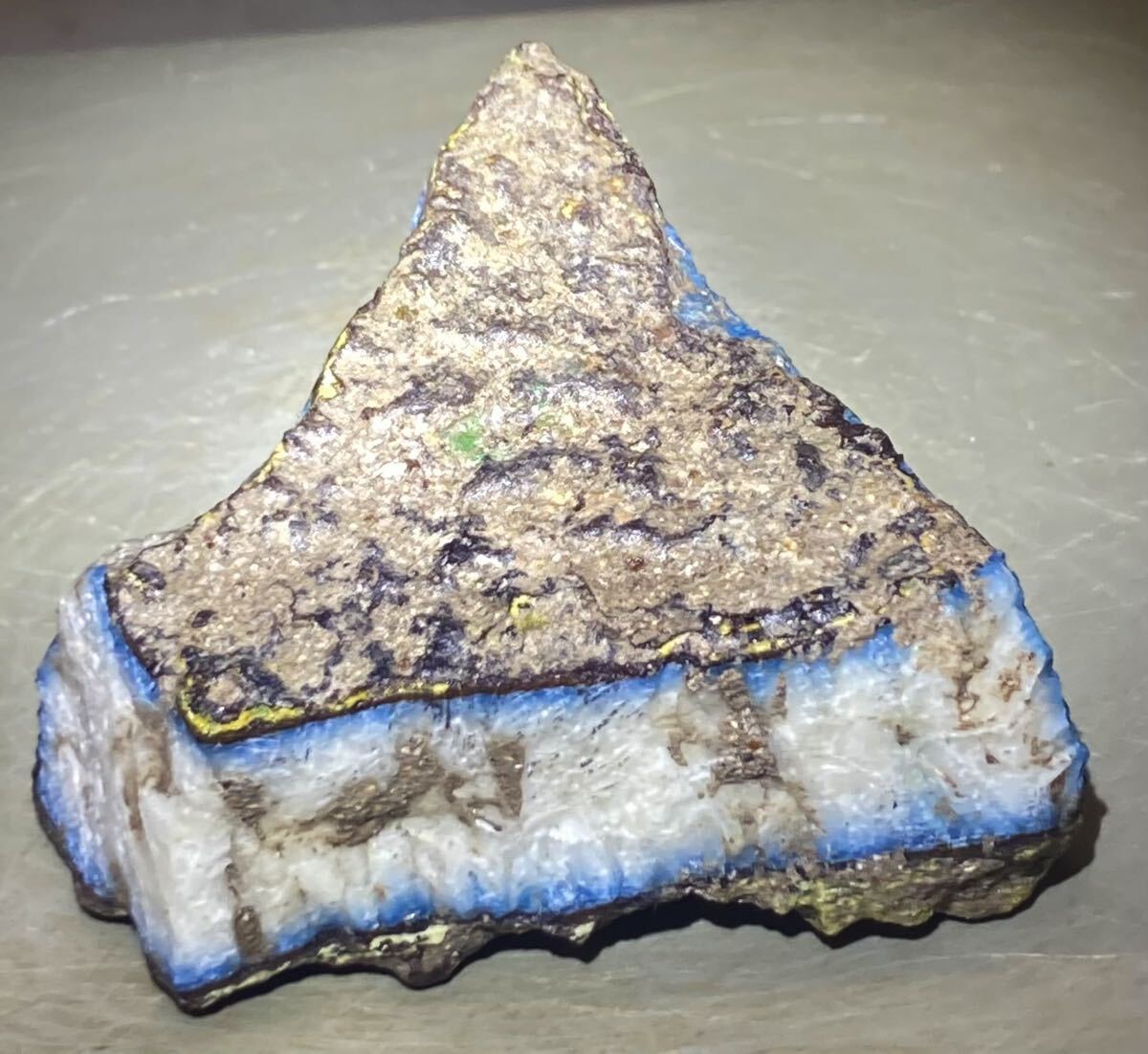 インドネシア産天然ブルーアイス原石291g激レア石の画像1